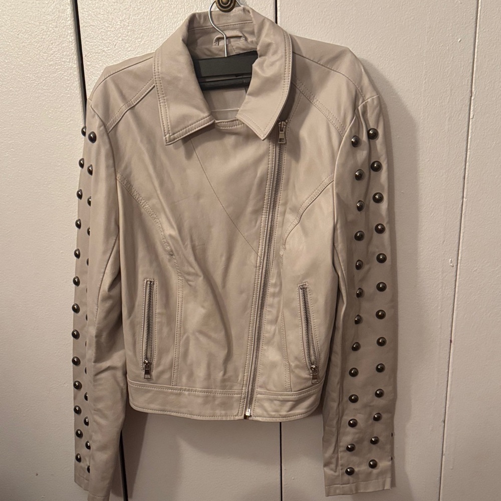 INC International Concepts Tan Apparel (used)